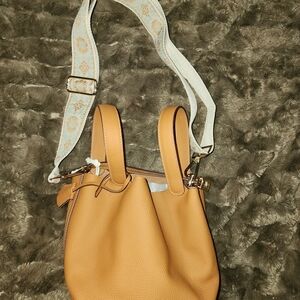 Tan Leather Women's Bag